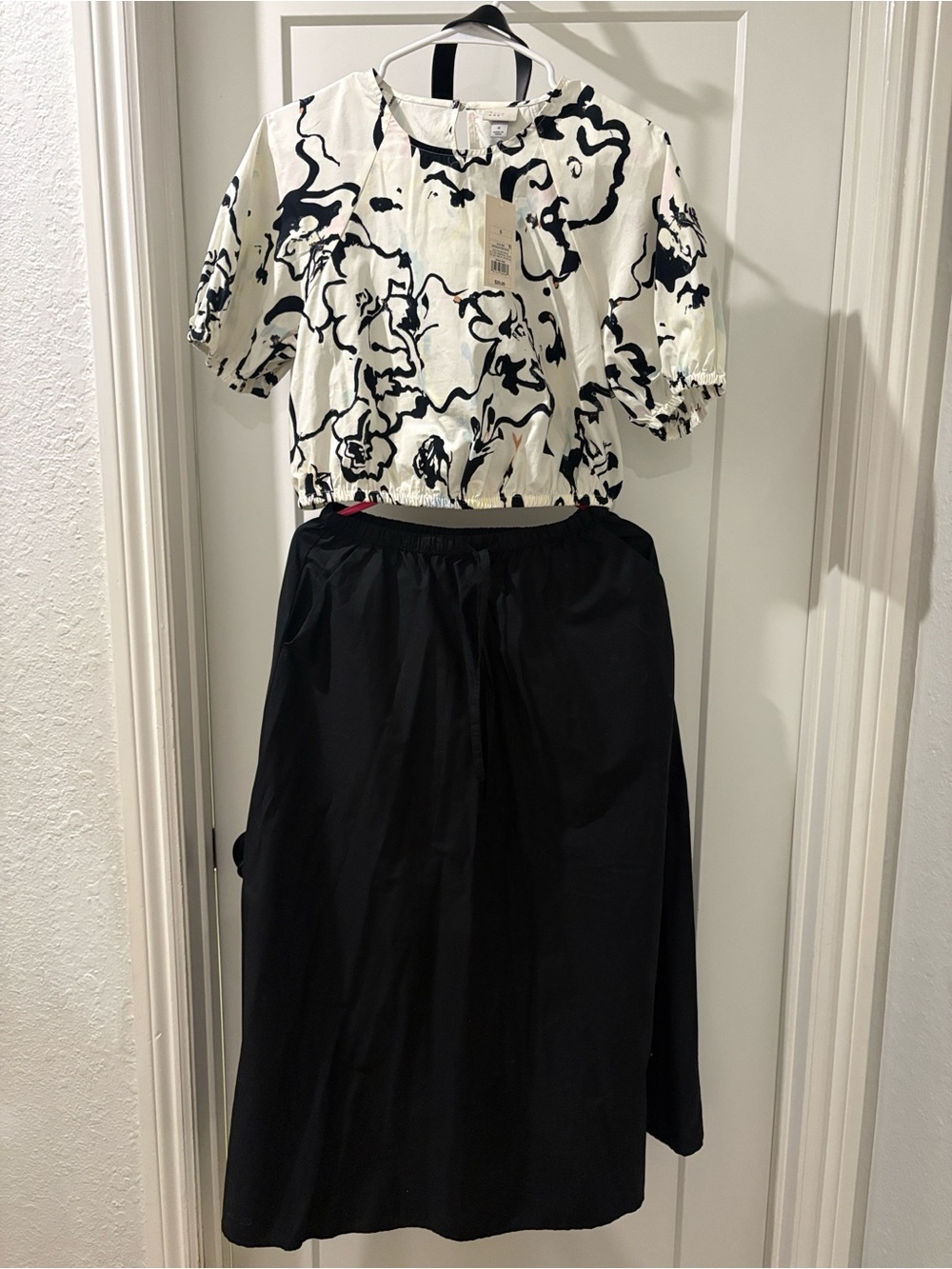 a new day White Floral Top